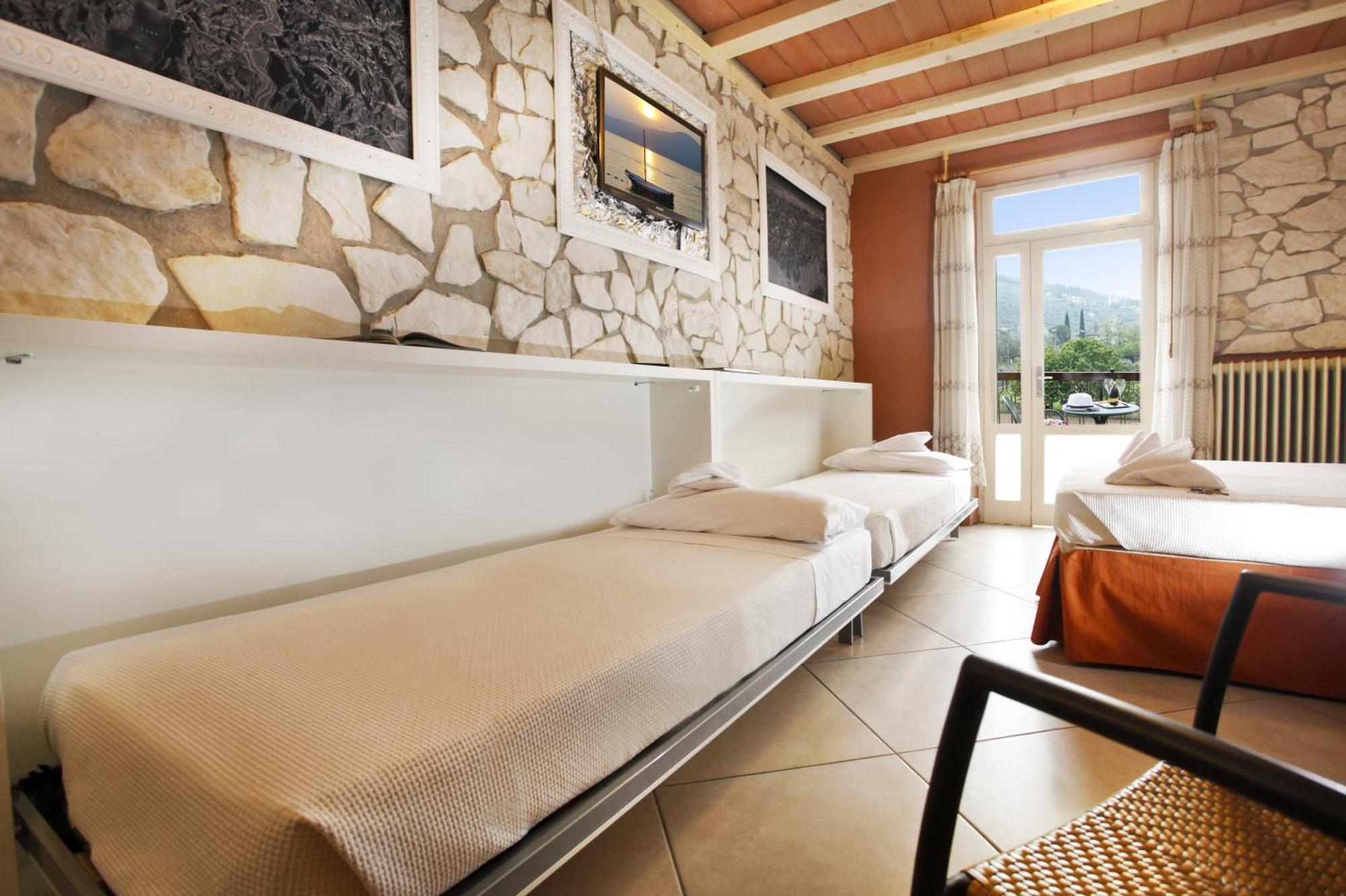 Albergo Garni Orchidea Riva del Garda Dış mekan fotoğraf