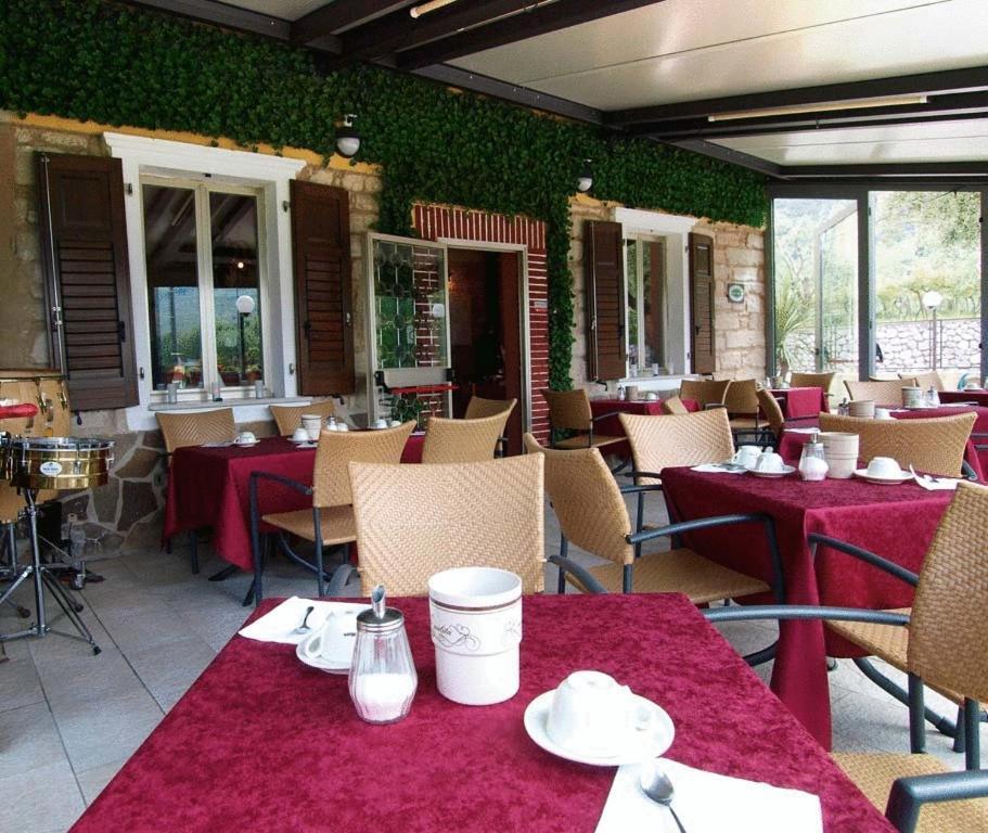 Albergo Garni Orchidea Riva del Garda Dış mekan fotoğraf