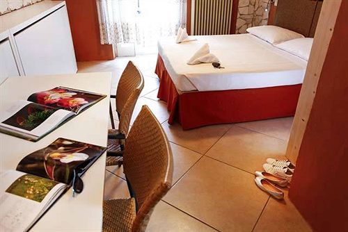 Albergo Garni Orchidea Riva del Garda Dış mekan fotoğraf