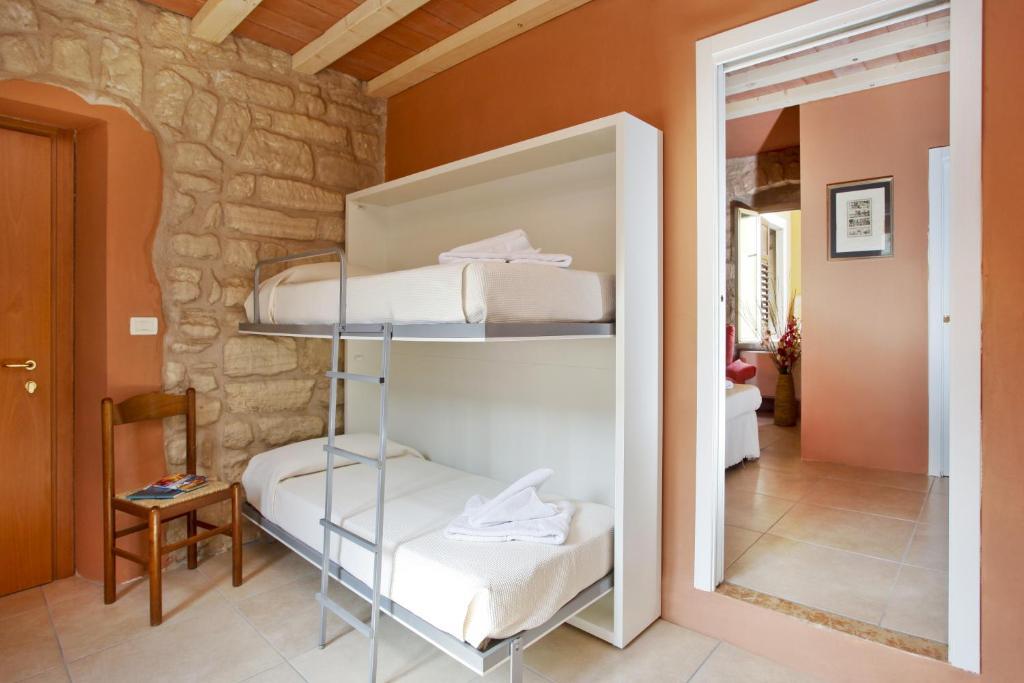 Albergo Garni Orchidea Riva del Garda Oda fotoğraf